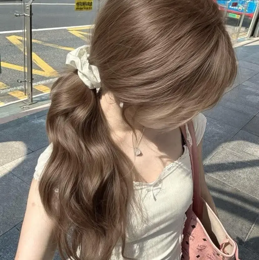 透明感ベージュ×レイ ヤーカット🎀セナの掲載