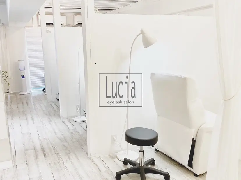 Lucia 岡本の掲載