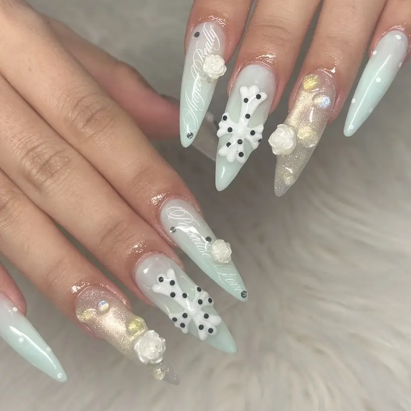 ANELA サクラの掲載