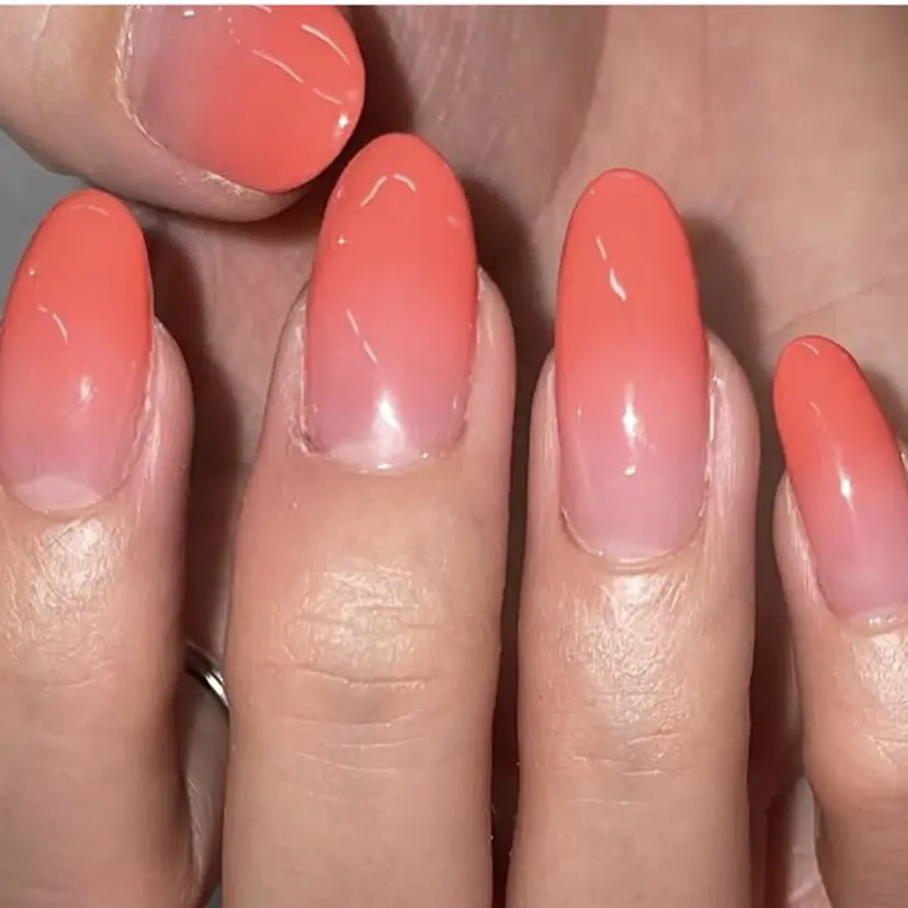 NAILHOLIC 三鷹 ヤマウチの掲載