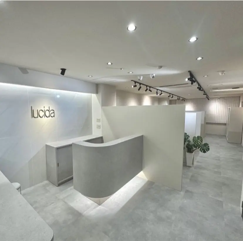 -lucida- HINANOの掲載