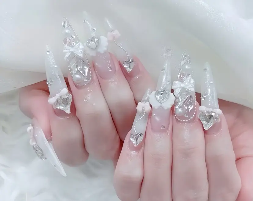 Rin Nail Shinokuboの掲載