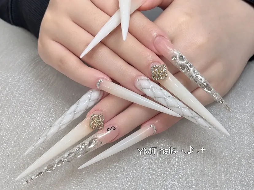 mochi nailsの掲載