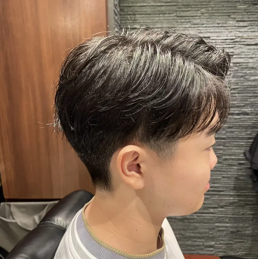 清潔感×束感ヘア🔥 メンズ専門篠原の掲載