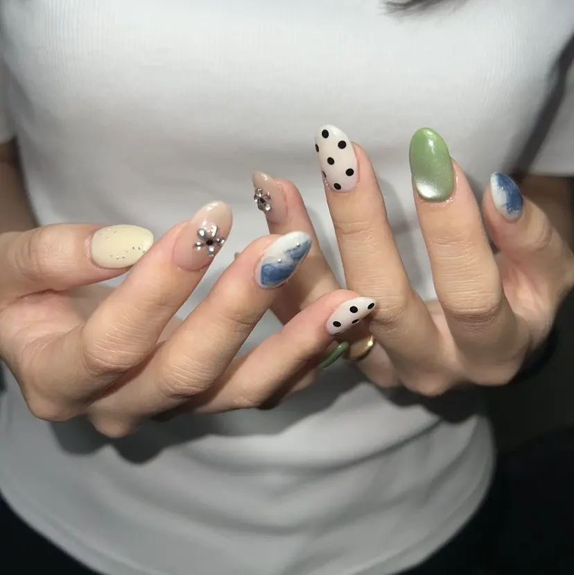Shirai Sasaraの掲載
