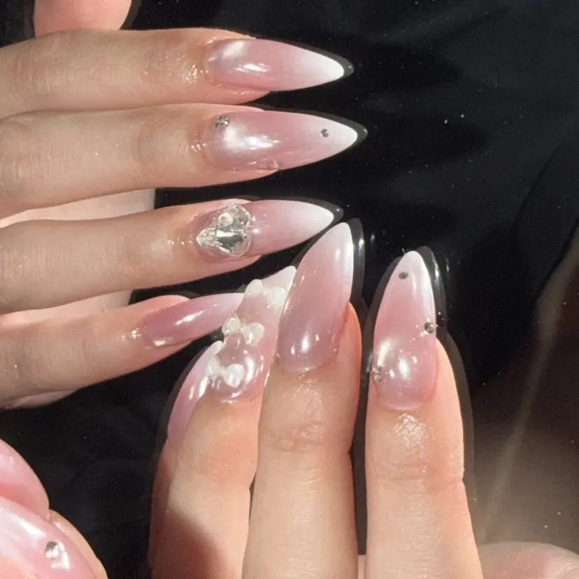 CARAT/ Rinaの掲載