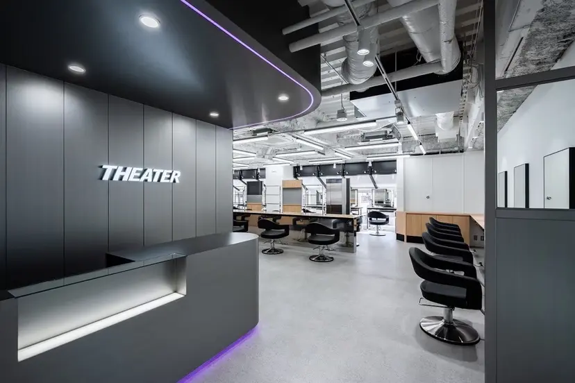 🪞THEATER 表参道店🩰の掲載