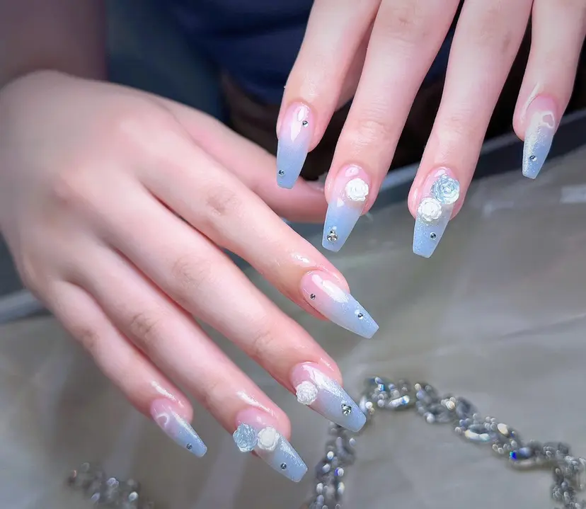 nyunn nailの掲載