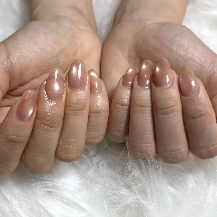 WHITE NAIL 鳳店AYUMIの掲載