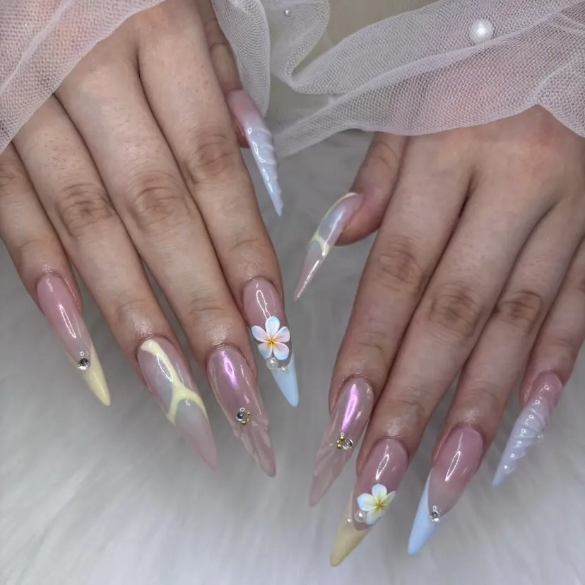 SERINA NAILの掲載