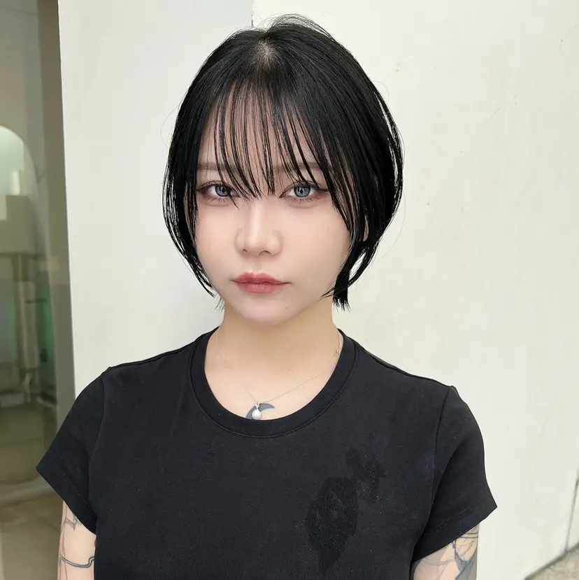 TOMOYA/ ショート、レイヤーの掲載