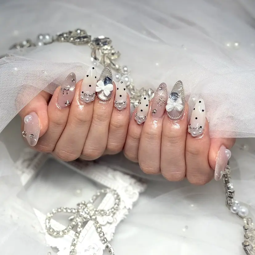 Yveil 横浜店 Ririnaの掲載