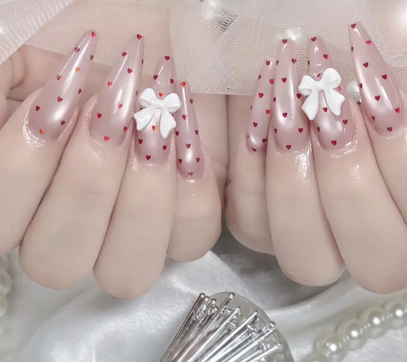Emi Nailの掲載