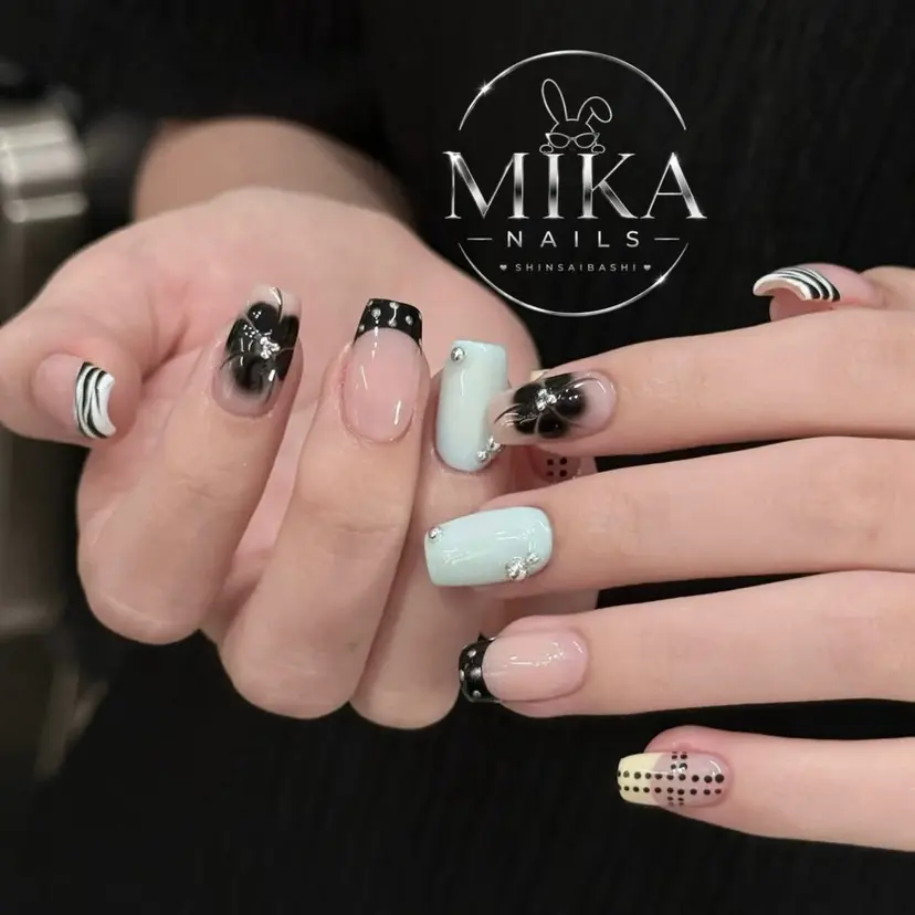 Luna Mikaの掲載