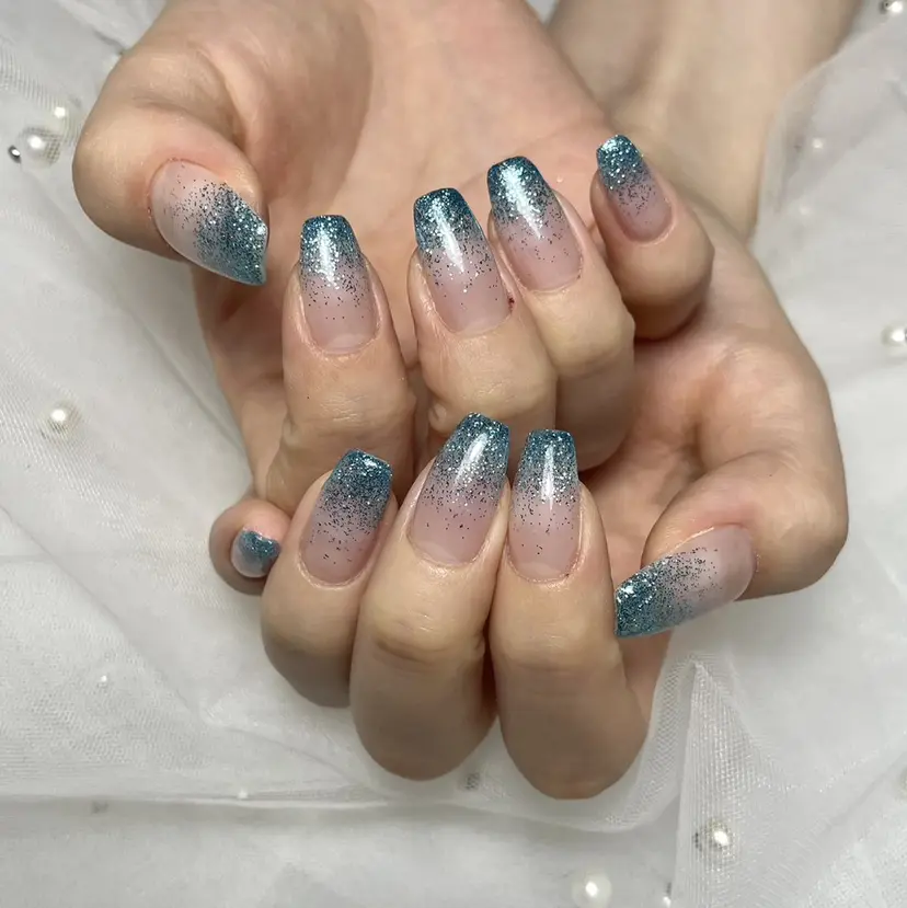 and.R nail 吉本 ちかの掲載