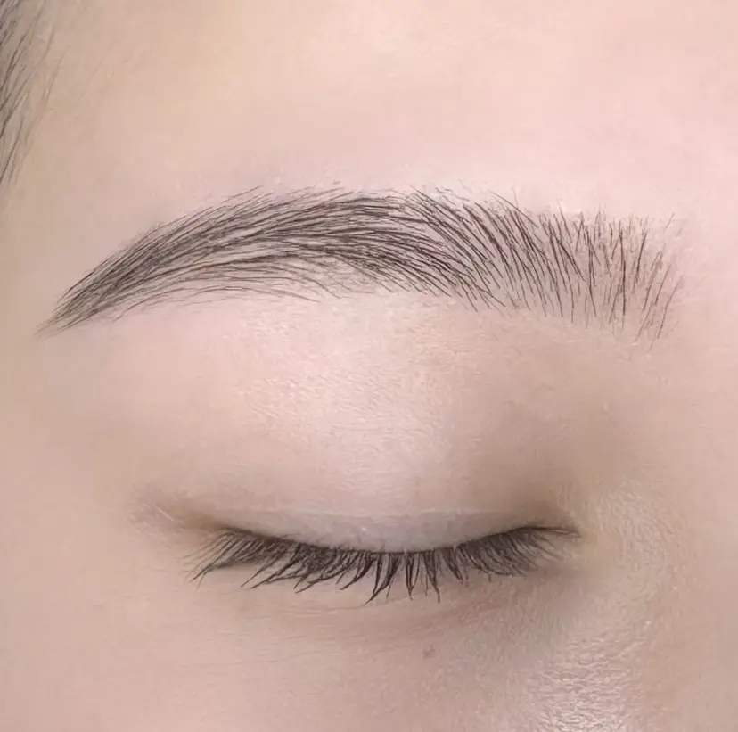 Ele’na eyebrowの掲載