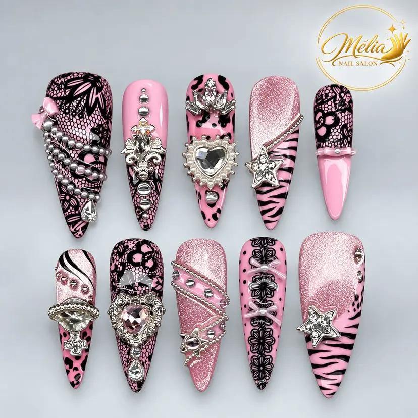 ねね🎀 Melia nailの掲載