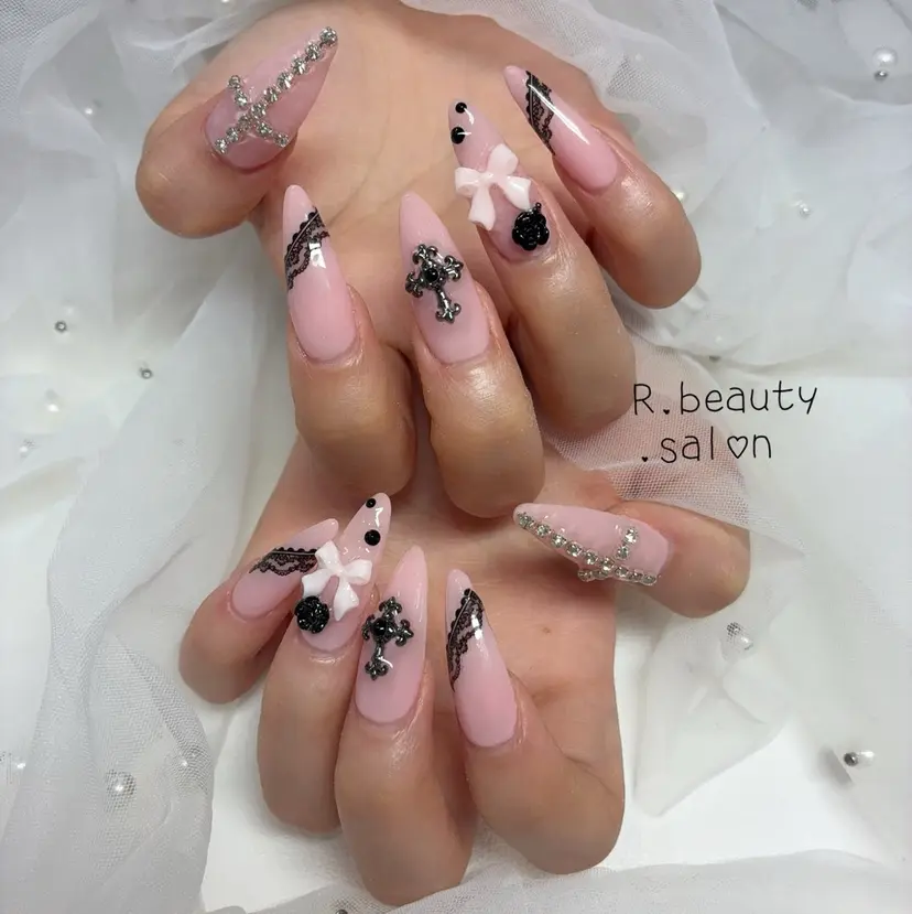 R.beauty サロンの掲載