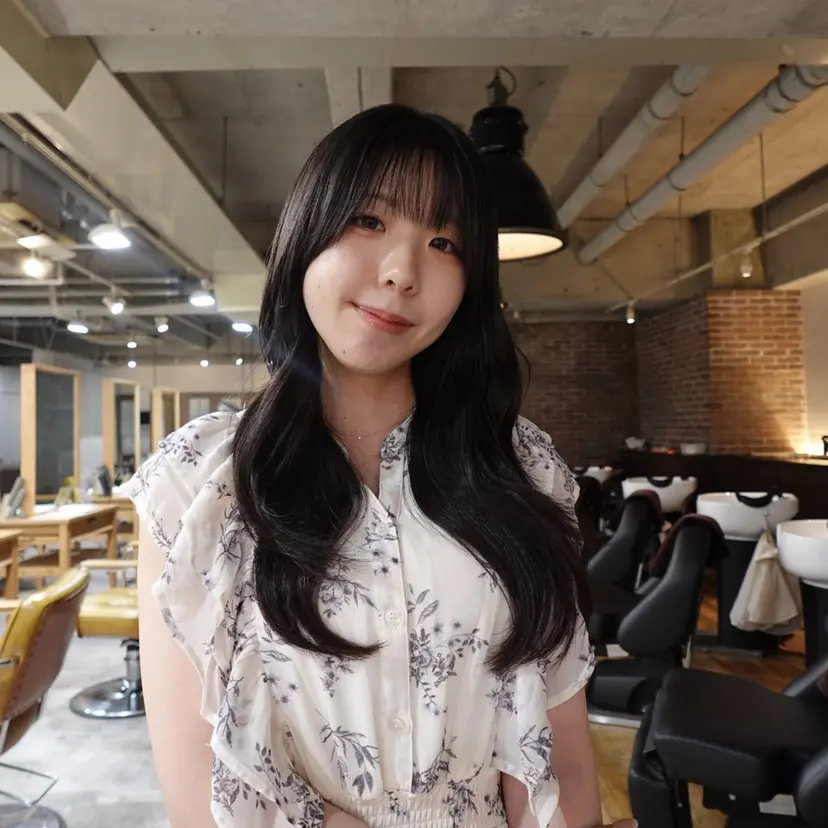 韓国風レイヤー× くびれヘア艶髪の掲載