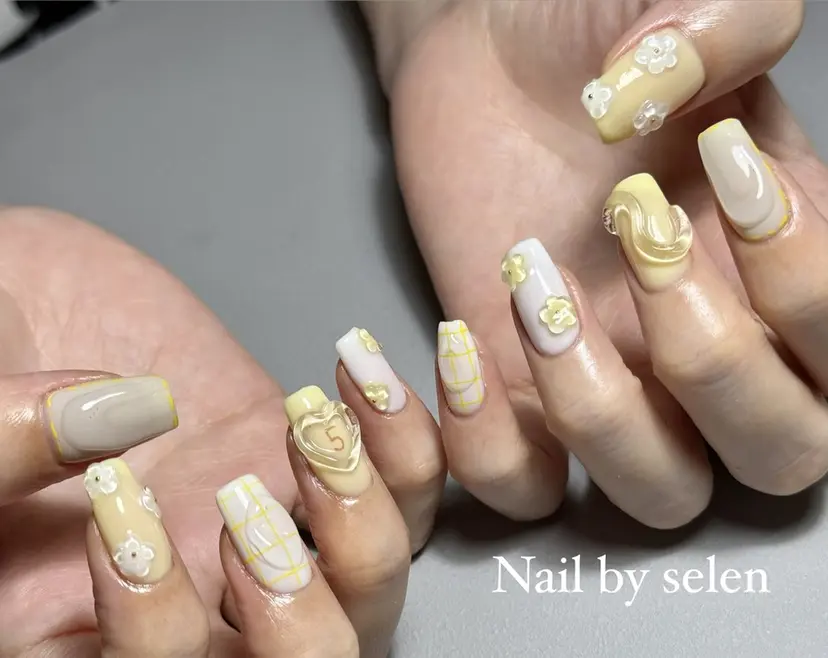 Nail by selenの掲載