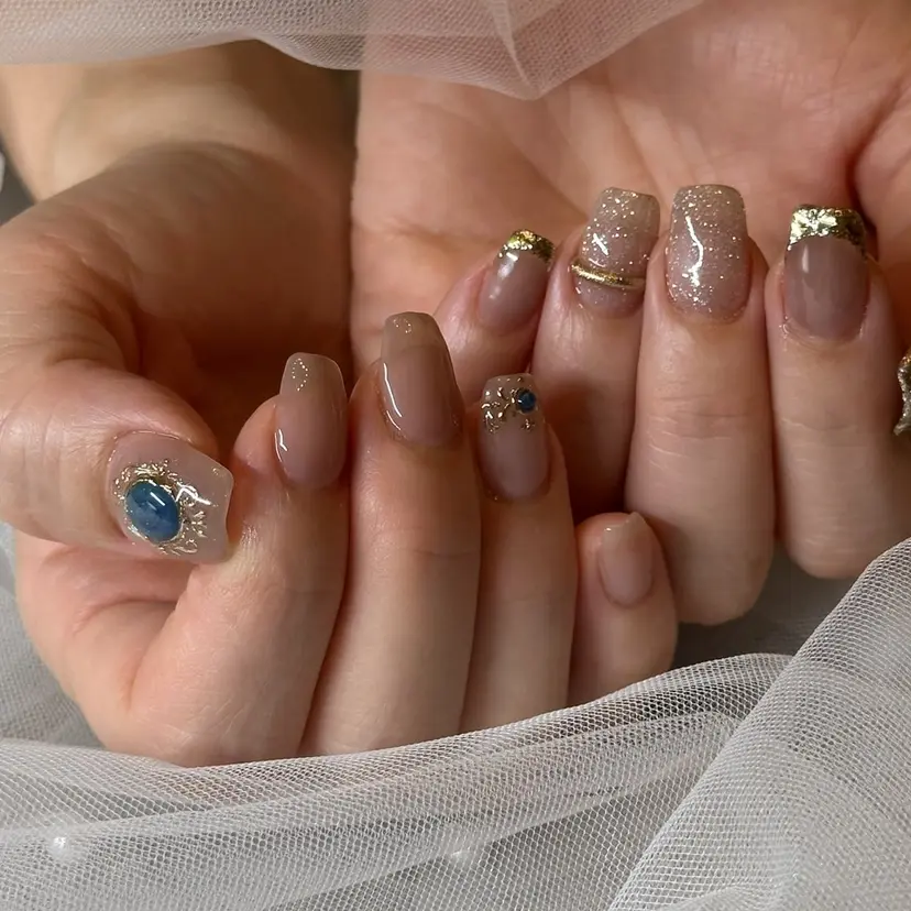 HIris Nailsの掲載