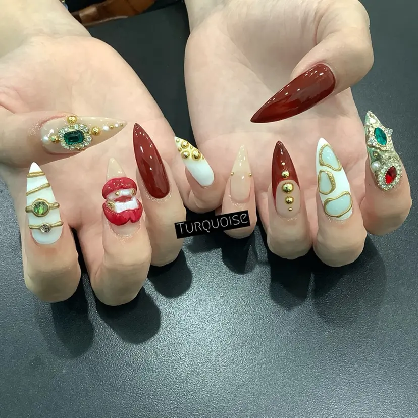 個性派ネイルサロン 💅🏼ターコイズの掲載