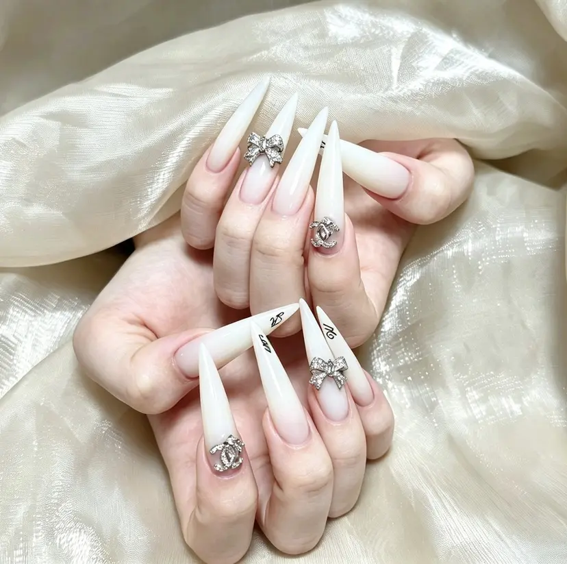 Lucky Nail Salon❶の掲載