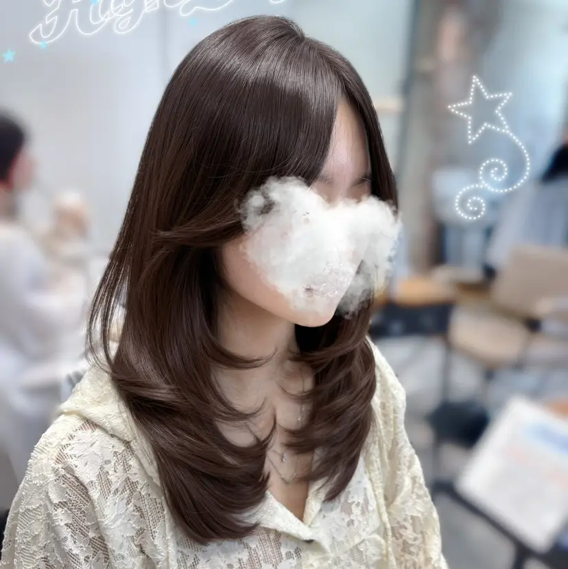 レイヤーカット/艶 カラー/直井優花の掲載