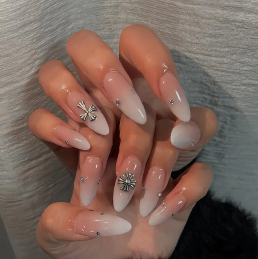 Nail Mapleの掲載