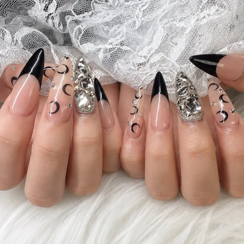 Pua nail*の掲載