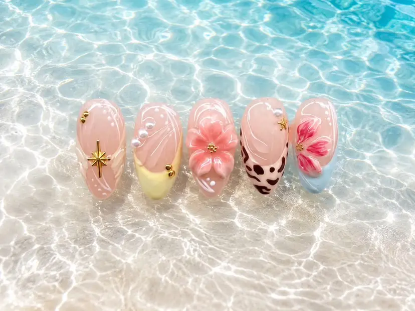 ATULA nailの掲載