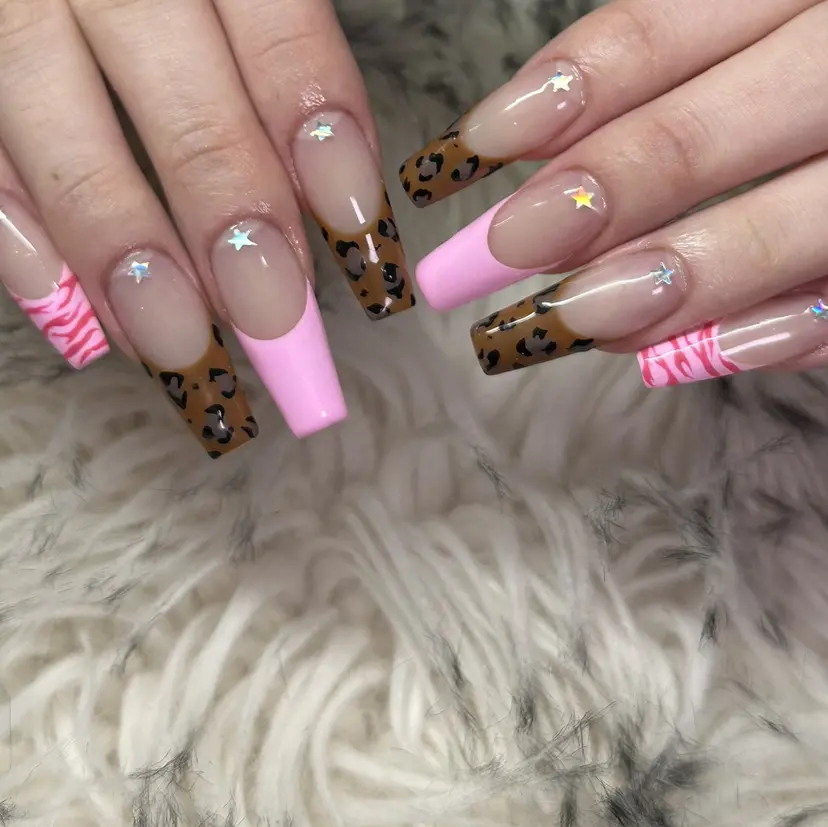 nes.nail★ AYANOの掲載