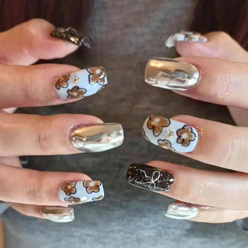 平尾駅前/持込み専門 /owlnailの掲載