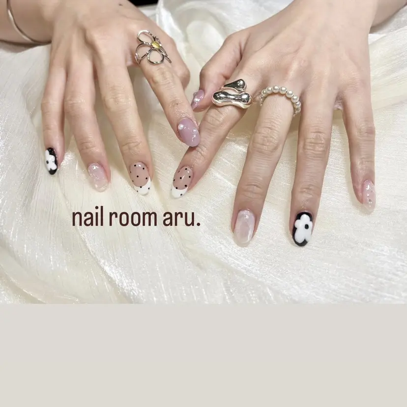 nail room aru.の掲載