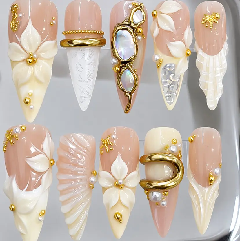 AUREA Nail 心斎橋店の掲載
