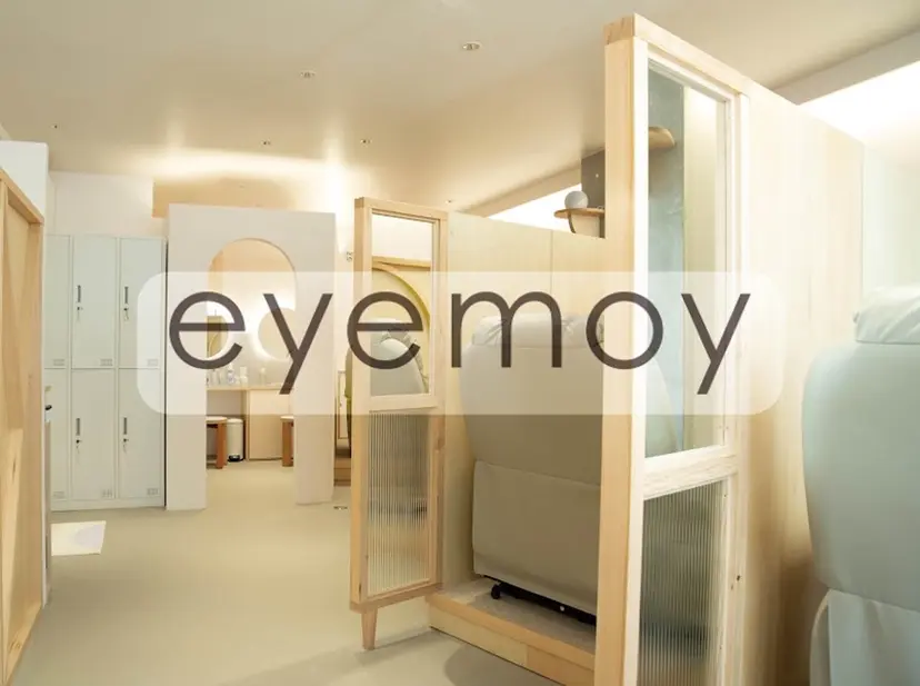 eyemoy HINAの掲載