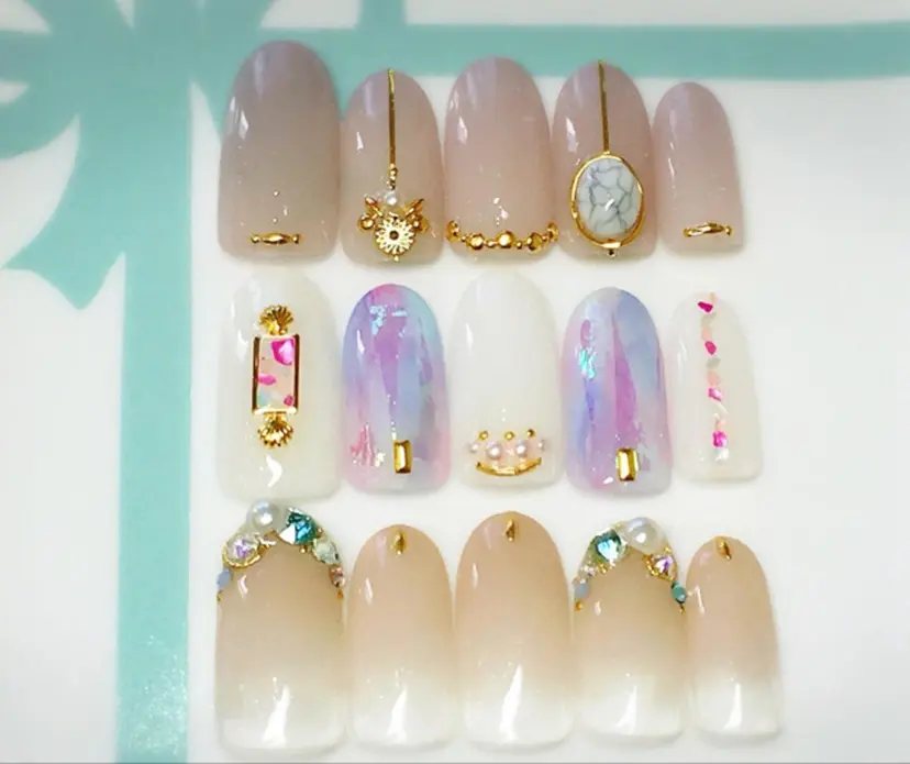 Frances 今村の掲載