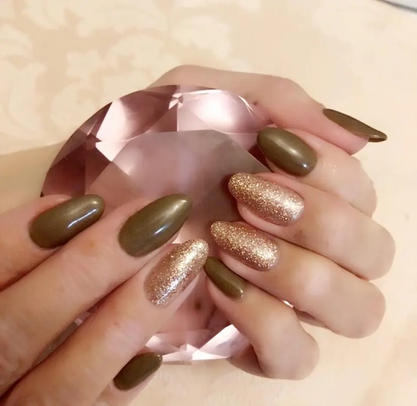 EMINAL恵比寿 サラの掲載