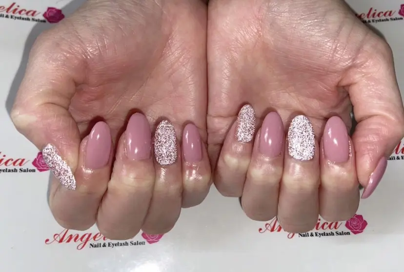 Angelica ネイリストの掲載