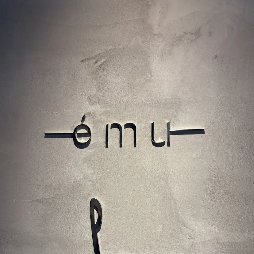 KAREN(ému) 伏見/カットモデルの掲載