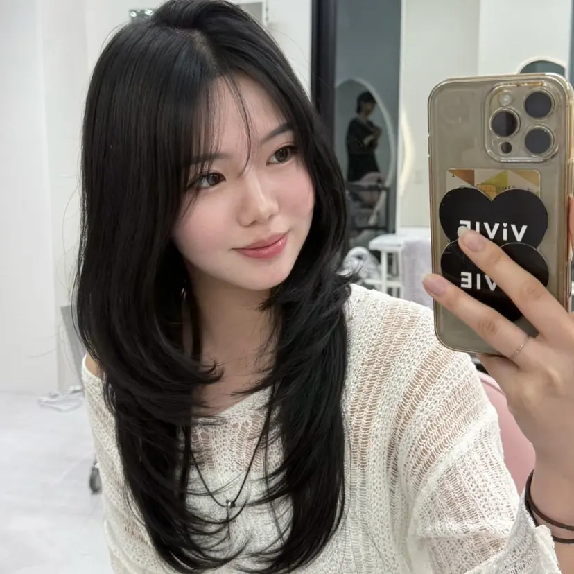 鍋田/ vivie/ 縮毛矯正／レイヤーの掲載