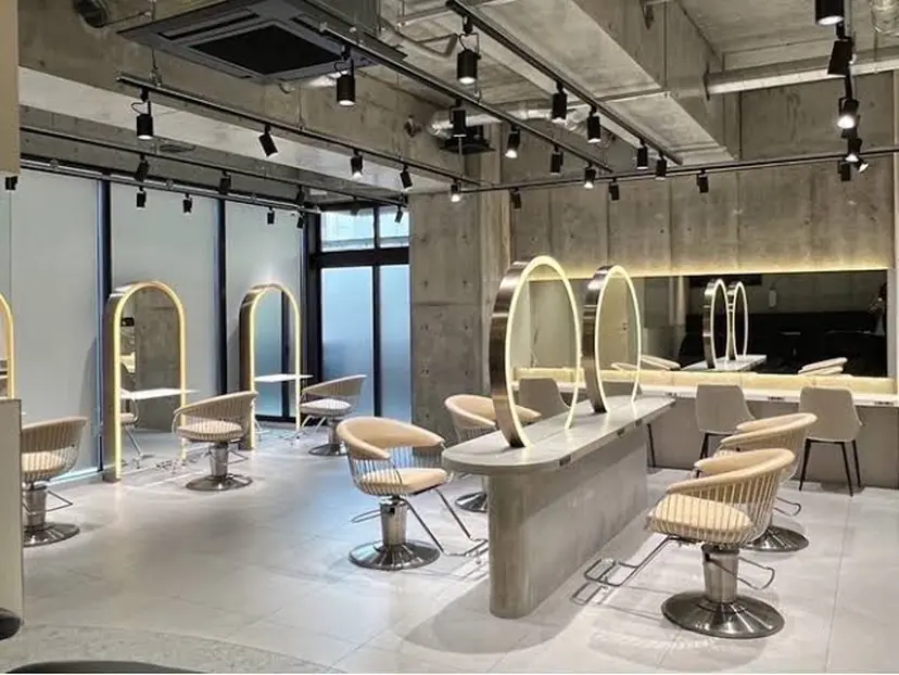 toco.⋆𝜗𝜚 /  天神美容師の掲載