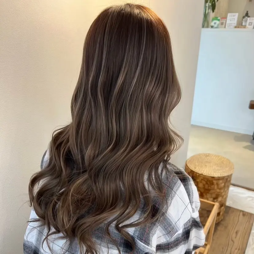 ゆう/大阪豊中/海外 カラー/艶カラーの掲載