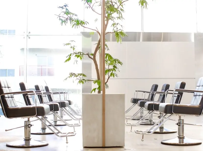 金本麗美　ボブパーマ グレージュ/オリーブの掲載