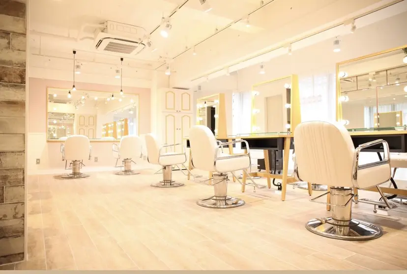 ハイトーン/カラー/ ヘアセット/松田健佑の掲載