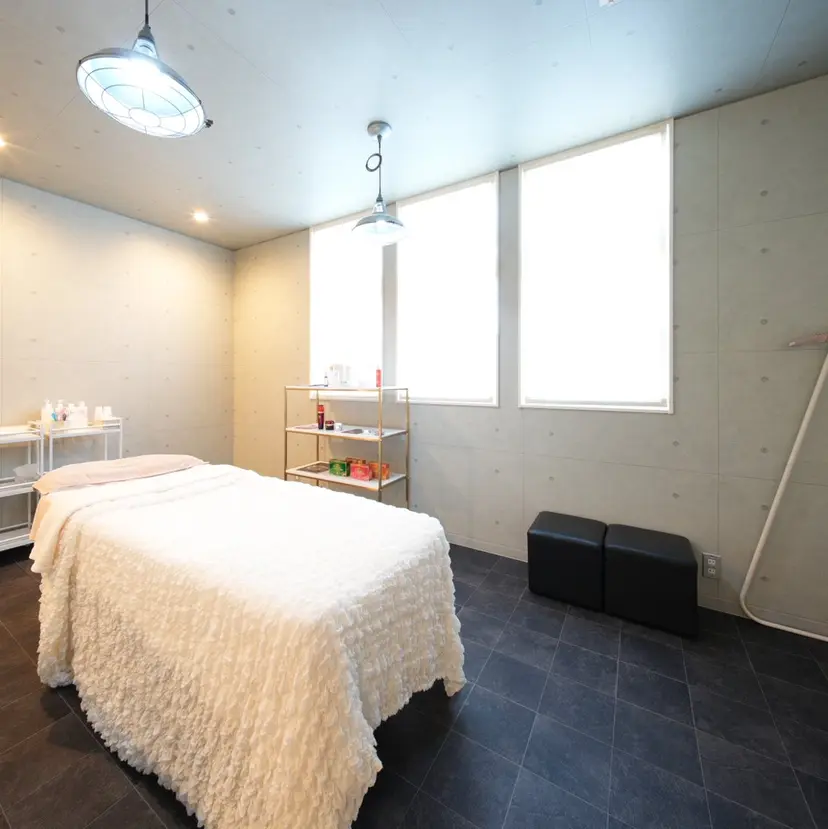 顔ワックス脱毛/ ハーブピーリングの掲載