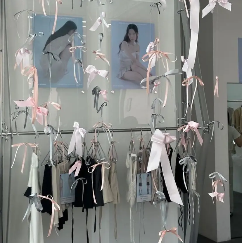 垢抜け/透け感 カラー🪞moekaの掲載