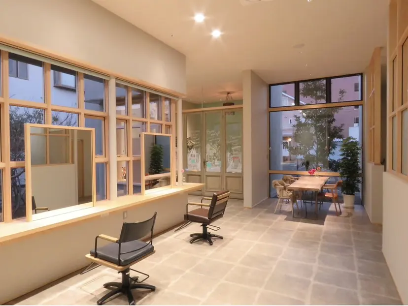 monami 山本華菜の掲載