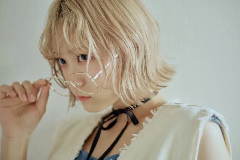 透明感カラー/ 小顔カット/ミヅキの掲載