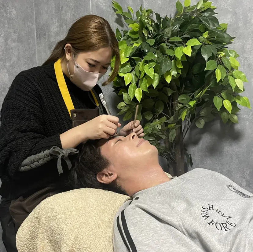 【メンズ眉毛サロン】 Make●Crushの掲載